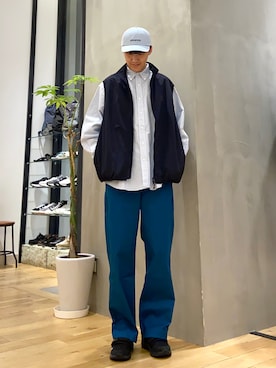 「カラーパンツ」｜「アイテム（その他アウター）」を使った、ショウゴさん（メンズ・182cm）の春コーディネート