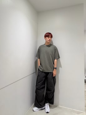 「SENSE OF PLACE by URBAN RESEARCH(センスオブプレイスバイアーバンリサーチ)のフェードルーズクルーネックショートスリーブ Tシャツ(Tシャツ/カットソー、グリーン系)」を使った、kokiさん(メンズ・181cm)の夏コーディネート