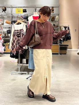 「アイテム（シュシュ）」を使った、こるちゃんさん（レディース・158cm・20代）の秋コーディネート