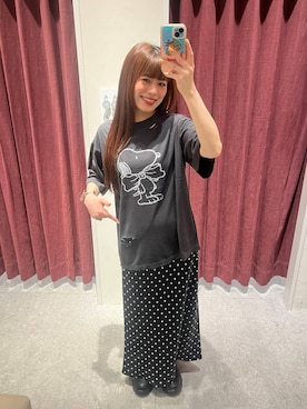 「LOWRYS FARM（ローリーズファーム）のストレッチサテンスカート　 290120（スカート、ブラック系）」を使った、こるちゃんさん（レディース・158cm）の夏コーディネート