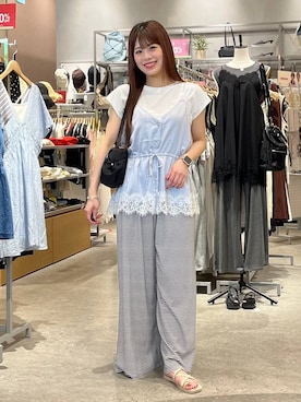 「LOWRYS FARM（ローリーズファーム）の【接触冷感】ベーシックノースリーブ　1043004（Tシャツ/カットソー、ホワイト系）」を使った、こるちゃんさん（レディース・158cm）の夏コーディネート