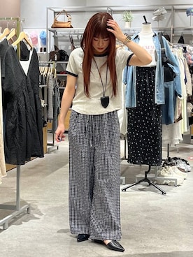 「LOWRYS FARM（ローリーズファーム）のリンガーＴＥＥ 638394（Tシャツ/カットソー、グレー系）」を使った、こるちゃんさん（レディース・158cm）の春コーディネート