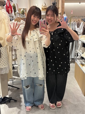 「LOWRYS FARM（ローリーズファーム）のシシュウミニワンピースＳＳ　1046529（ワンピース、ブラック系）」を使った、こるちゃんさん（レディース・158cm）の夏コーディネート