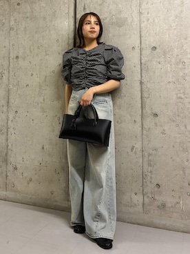 「KBF（ケイビーエフ）のフロントギャザーコンパクトブラウス（襯衫、グレー系）」を使った、kiraraさん（レディース・156cm）の春コーディネート