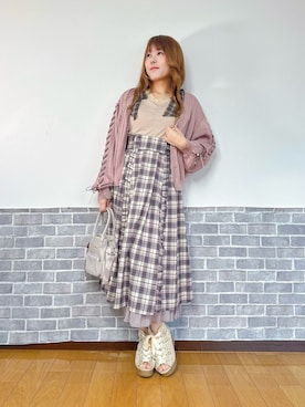 「axes femme（アクシーズファム）のＵＶカット編み上げニットカーディガン（カーディガン/ボレロ、ピンク系）」を使った、まりさん（レディース・157cm）の春コーディネート