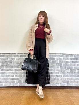 「アイテム（タンクトップ、レッド系）」を使った、まりさん（レディース・157cm）の秋コーディネート