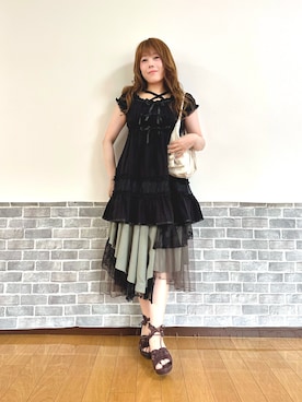 「アイテム（チュニック）」を使った、まりさん（レディース・157cm）の夏コーディネート
