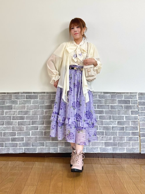 紫陽花刺繍リボンブラウス（シャツ/ブラウス）｜axes femme