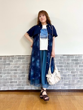 「アイテム（ブラウン系）」を使った、まりさん（レディース・157cm）の夏コーディネート