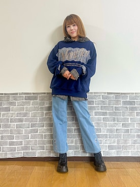 「axes femme（アクシーズファム）の月×星刺繍デニムパンツ（その他パンツ、ブルー系）」を使った、まりさん（レディース・157cm）の秋コーディネート