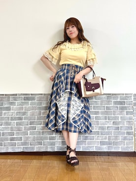 「アイテム（バッグ、レッド系）」を使った、まりさん（レディース・157cm）の夏コーディネート