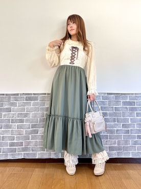 「アンティーク」｜まりさん（レディース・157cm）の春コーディネート