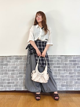 「アイテム（カーゴパンツ）」を使った、まりさん（レディース・157cm）の夏コーディネート