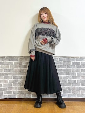 「axes femme（アクシーズファム）のマットリボンチュールインナー（Tシャツ/カットソー、レッド系）」を使った、まりさん（レディース・157cm）の秋コーディネート