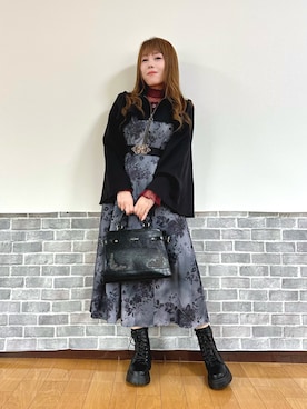 「アイテム（ベルト、ゴールド系）」を使った、まりさん（レディース・157cm）の秋コーディネート