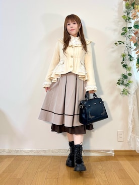 「axes femme（アクシーズファム）のチェーン付き配色使いスカート（スカート）」を使った、まりさん（レディース・157cm）の秋コーディネート