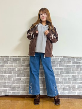 「axes femme（アクシーズファム）の袖レースアップパーカー（カーディガン/ボレロ、ブラウン系）」を使った、まりさん（レディース・157cm）の秋コーディネート