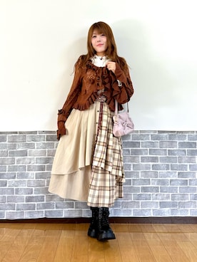 「アイテム（ベルト、ピンク系）」を使った、まりさん（レディース・157cm）の秋コーディネート