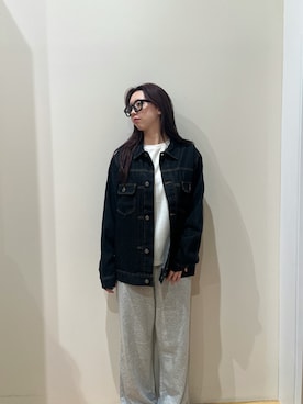 「アイテム（デニムジャケット）」を使った、yuhiさん（レディース・159cm）の秋コーディネート