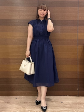 「INDIVI（インディヴィ）の◆[L]センタープレスストレートパンツ（スラックス、グレー系）」を使った、yumeさん（レディース・159cm）の春コーディネート