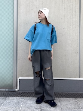 「Champion（チャンピオン）のアイテム」を使った、megumiさん（レディース・153cm）の春コーディネート