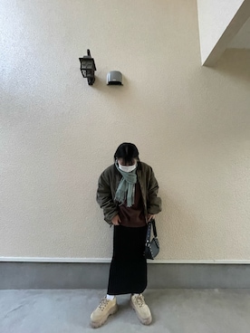 「carhartt」｜「アイテム（ワンピース/ドレス）」を使った、ウミさん（レディース・153cm）の冬コーディネート