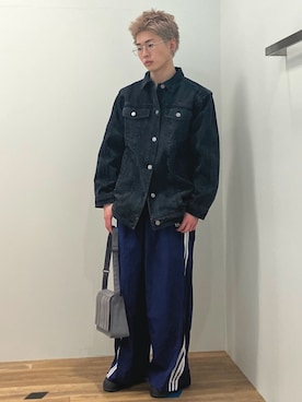 「アディダスオリジナルス」｜「アイテム（デニムジャケット）」を使った、DSさん（メンズ・170cm）の冬コーディネート