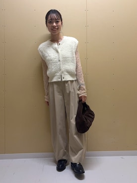 「RODE SKO（ロデスコ）のアイテム（ローファー）」を使った、mikiさん（レディース・155cm）の秋コーディネート