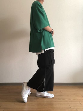 「CASPER JOHN（キャスパージョン）のParachute slacks/パラシュートスラックス（スラックス、ブラック系）」を使った、ひゅうくんさん（メンズ・177cm）の夏コーディネート