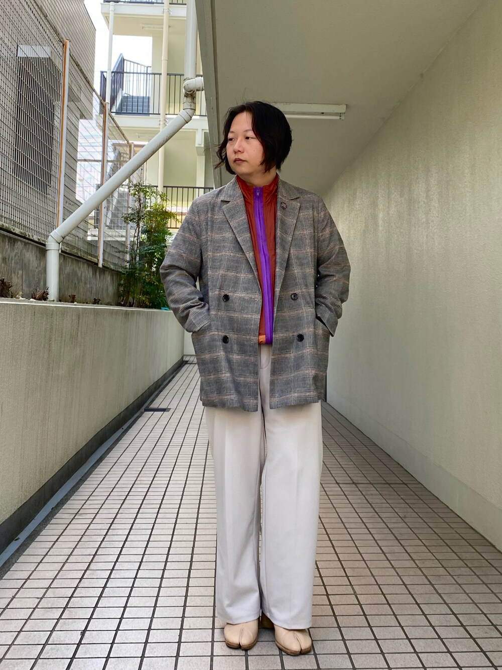 「ジャケット、春服デビュー宣言、春、大人カジュアル、春コーデ、レイヤードスタイル、メンズコーデ、GU、マルジェラ、タビブーツ」｜「GUのアイテム（テーラードジャケット、グレー系）」を使った、mrkwさん（メンズ・165cm）の春コーディネートの1枚目の写真