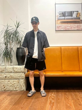 「MERRELL（メレル）のアイテム」を使った、奥田　集さん（メンズ・170cm）の夏コーディネート