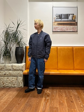 「クラークス」｜「アイテム（ジャケット/アウター）」を使った、奥田　集さん（メンズ・170cm）の秋コーディネート