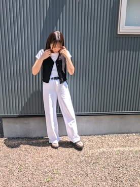 「ZARA（ザラ）のアイテム（デニムパンツ、ホワイト系）」を使った、りやんさん（レディース・158cm）の夏コーディネート