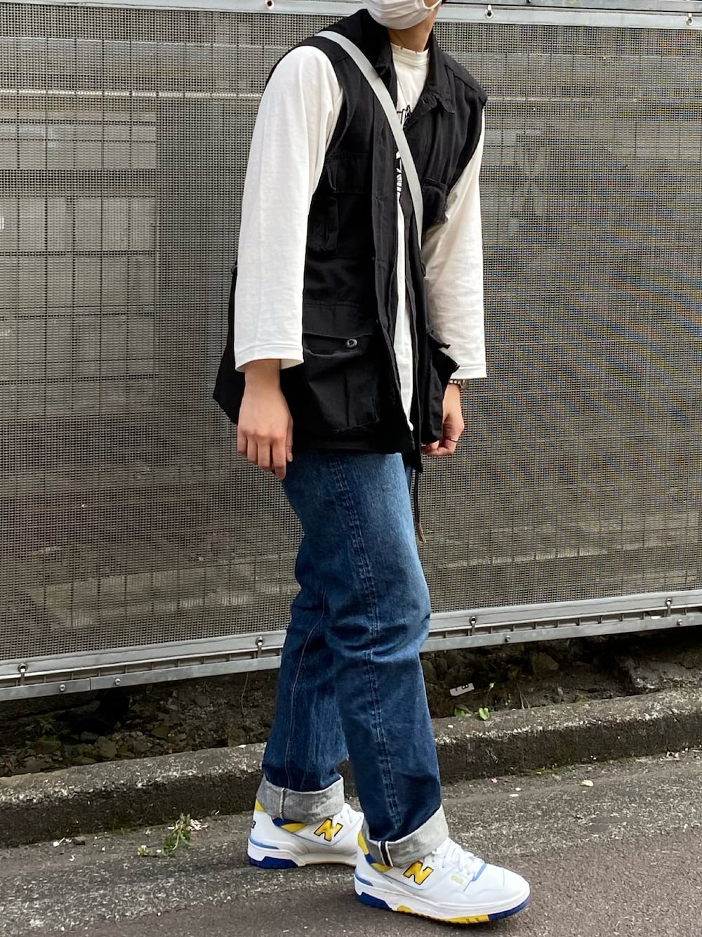 「DAIRIKU、better gift shop、New Balance、550」｜「Better gift shopのアイテム（デニムパンツ、ブルー系）」を使った、@3710blueさん（メンズ・162cm）の春コーディネートの1枚目の写真