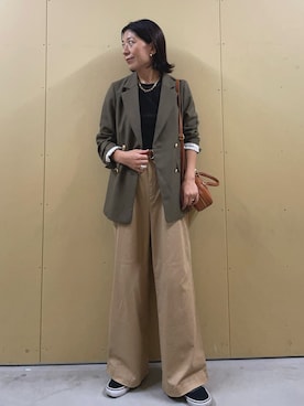 「アイテム（テーラードジャケット）」を使った、kobayashiさん（レディース・164cm）の秋コーディネート