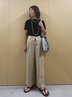 「アイテム（チノパンツ）」を使った、kobayashiさん（レディース・164cm）の夏コーディネート