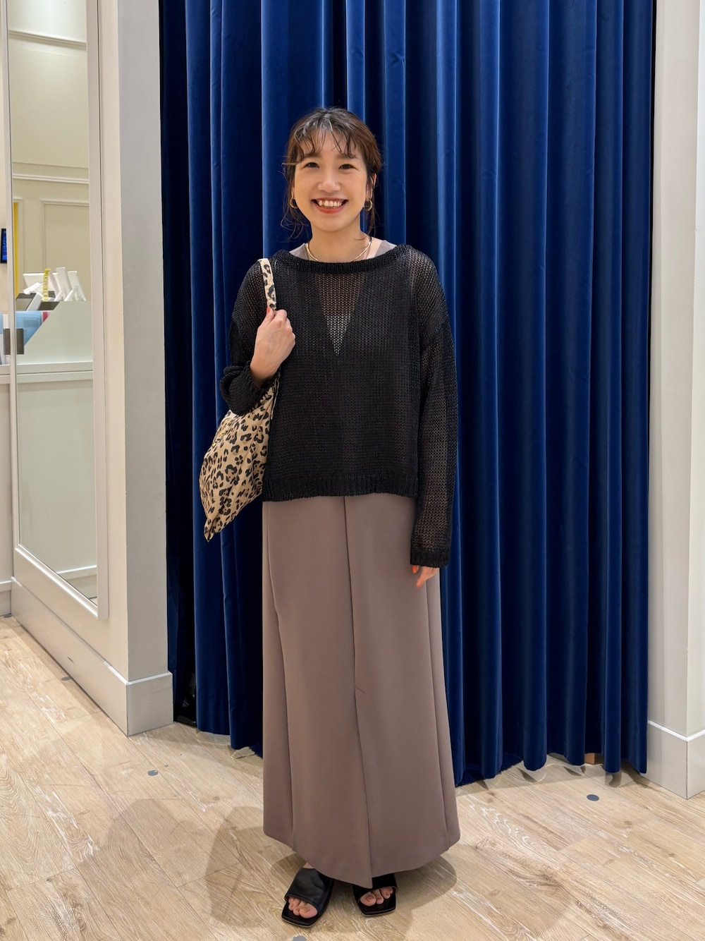 「ワンピース、ワンピーススタイル、２ＷＡＹ、ニット、ざっくりニット、シンプルコーデ、オトナカジュアル、オトナ女子、リラックススタイル、春夏コーデ、休日スタイル、お出かけコーデ」｜「NOLLEY’Sの◇【WEB限定】【追加】ウォッシャブルダンボール2WAYワンピース（ワンピース、グリーン系）」を使った、nol  komatsubaraさん（レディース・159cm）の春コーディネートの1枚目の写真