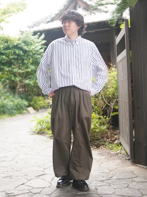 ADRIAN イエローステッチ ローファー　Dr. Martens Amazon.com | Dr. Martens Unisex Adrian Yellow Stitch Leather