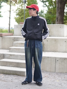 「アイテム（キーホルダー）」を使った、しゅんたさん（メンズ・172cm）の秋コーディネート