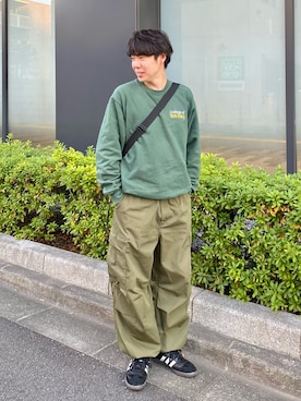 「サンバ」｜「アイテム（スウェット）」を使った、しゅんたさん（メンズ・172cm）の冬コーディネート