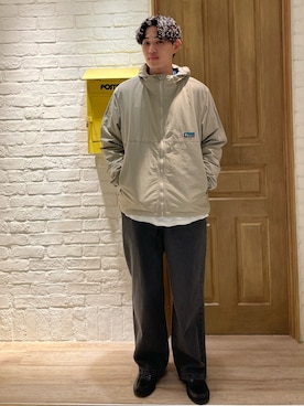 「FREDY&GLOSTER」｜「アイテム（ナイロンジャケット）」を使った、ミッチーさん（メンズ・173cm）の春コーディネート