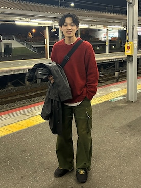 「GLOSTER（グロスター）のアイテム」を使った、ミッチーさん（メンズ・173cm）の冬コーディネート