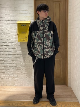 「アイテム（マウンテンパーカー、その他）」を使った、ミッチーさん（メンズ・173cm）の冬コーディネート