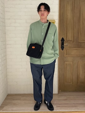 「UNIVERSAL OVERALL（ユニバーサルオーバーオール）のアイテム」を使った、ミッチーさん（メンズ・173cm）の春コーディネート