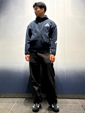「adidas(アディダス)のアイテム」を使った、YJさん(メンズ・185cm)の秋コーディネート