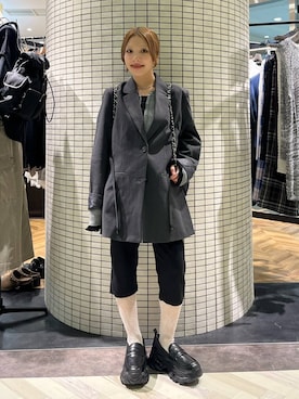 「eL（エル）の【eL】Flower Capri Pants/1067915（Pants、ブラック系）」を使った、calinさん（レディース・146cm）の秋コーディネート