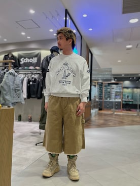 「BEAVER（ビーバー）のアイテム（パンツ）」を使った、松木　幹太さん（メンズ・169cm）の春コーディネート