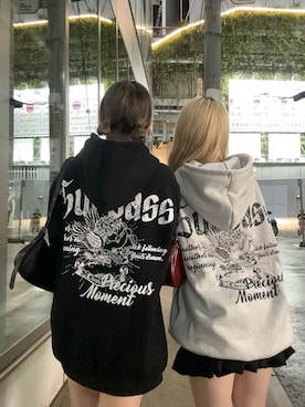 「アイテム（パーカー）」を使った、こんさん（レディース・153cm）の秋コーディネート