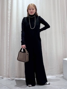 「アイテム（つなぎ/オールインワン）」を使った、ありんこさん（レディース・155cm）の秋コーディネート