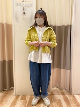 「アイテム（マウンテンパーカー、イエロー系）」を使った、me1014guさん（レディース・154cm）の春コーディネート